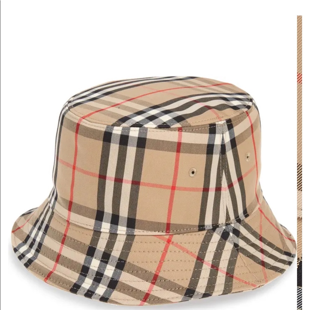 Burberry bucket hat